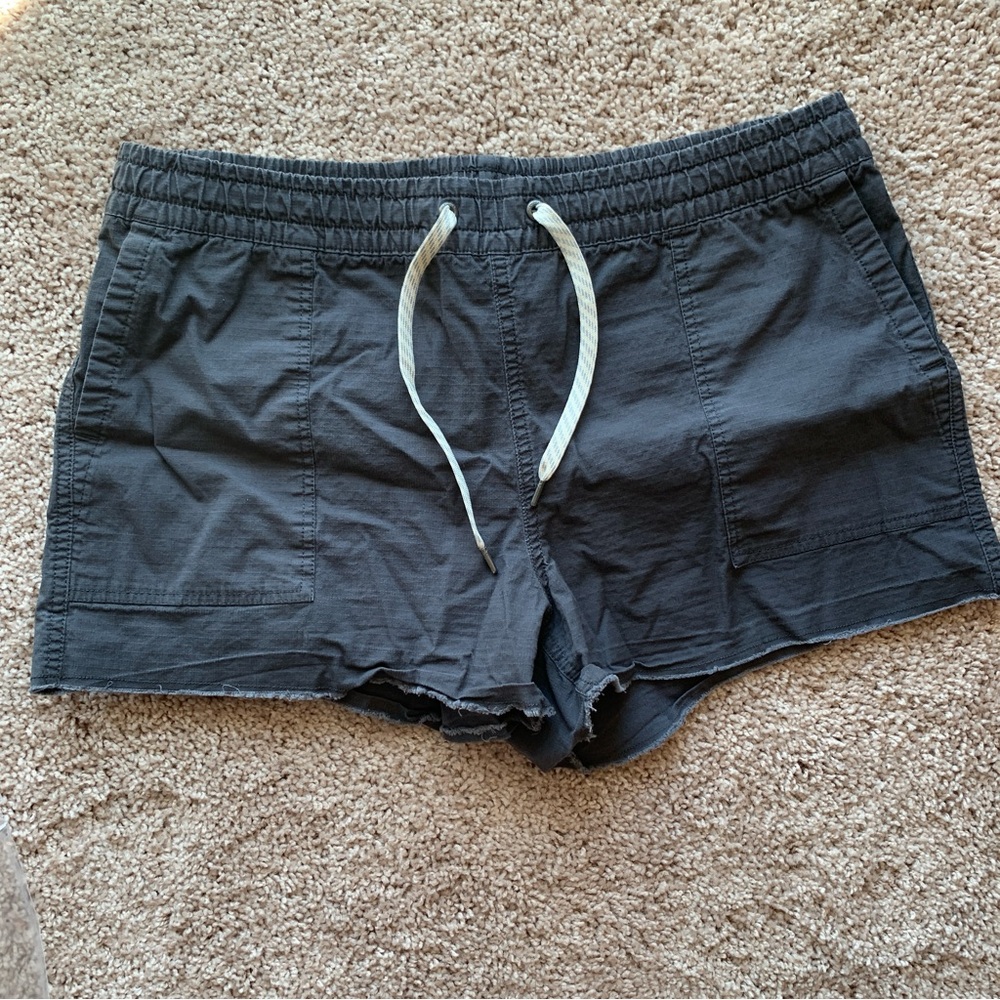 Vuori Womens Vintage Ripstop Shorts XL Extra Large Charcoal Gray VW385 Pockets